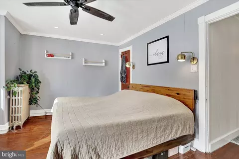 Bedroom - 325 2nd St, Reading, PA 19607 photo 2 of 5