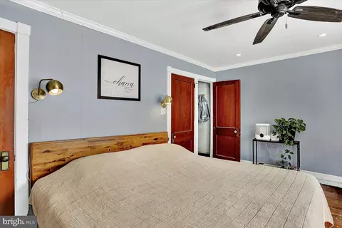 Bedroom - 325 2nd St, Reading, PA 19607 photo 4 of 5