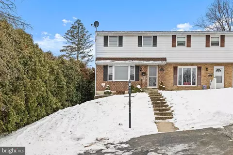 40 Apple St, Boyertown, PA 19512