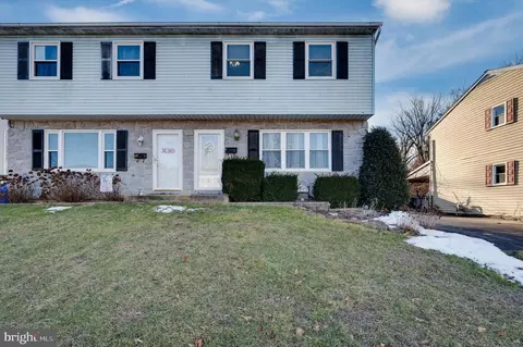 514 E Linden St, Fleetwood, PA 19522