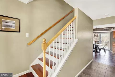 Entry Way - 416 Longview Dr, Reading, PA 19608 photo 2 of 4