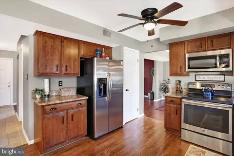 Kitchen - 20 Mesa Dr, Sinking Spring, PA 19608 photo 4 of 5