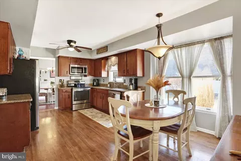 Kitchen - 20 Mesa Dr, Sinking Spring, PA 19608 photo 1 of 5
