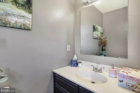 Entry Way - 20 Mesa Dr, Sinking Spring, PA 19608 photo 1 of 1