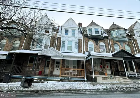 1382 Perkiomen Ave, Reading, PA 19602