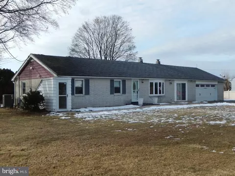 984 Kohler Rd, Mertztown, PA 19539