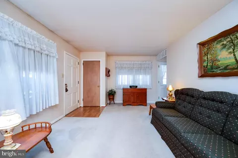 5 Koch Rd, Reading, PA 19605 photo 11