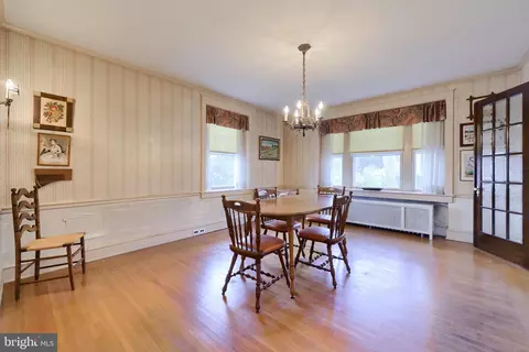 Dining - 1606 Olive St, Reading, PA 19604 photo 4 of 4
