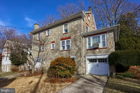 Exterior - 1606 Olive St, Reading, PA 19604 photo 7 of 9
