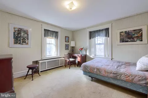 Bedroom - 1606 Olive St, Reading, PA 19604 photo 3 of 6