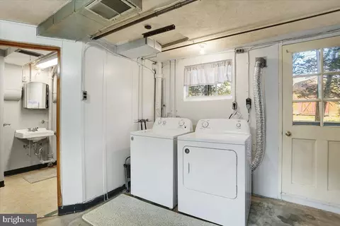 107 Tasker Ave, Reading, PA 19607 photo 24