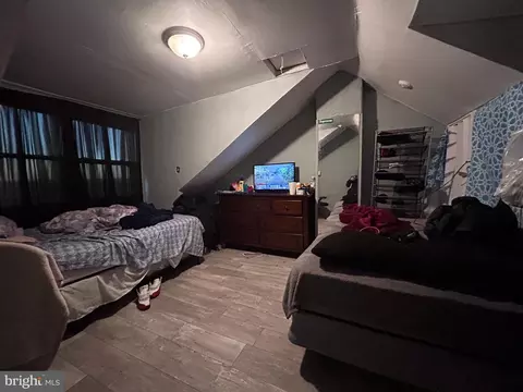 727 Birch St, Reading, PA 19604 photo 3