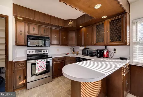 504 Harding Ave, Reading, PA 19607 photo 17