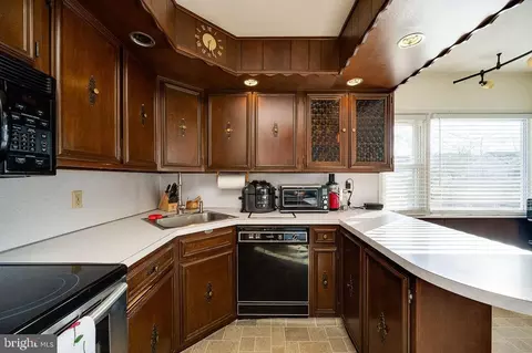 504 Harding Ave, Reading, PA 19607 photo 18