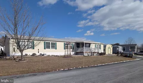 525 Elm Ave, Hamburg, PA 19526