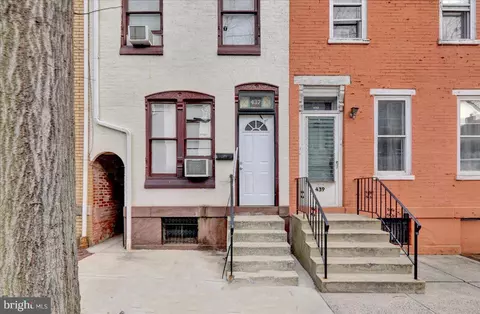 437 S 6th St, Reading, PA 19602