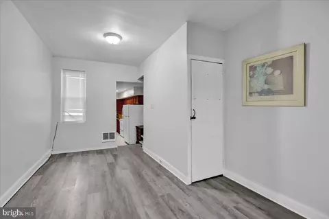 437 S 6th St, Reading, PA 19602 photo 6