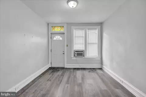 437 S 6th St, Reading, PA 19602 photo 8
