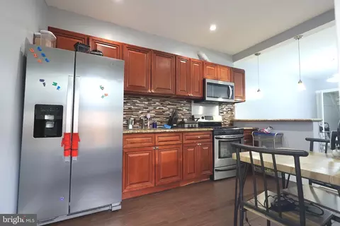 1011 Spring St, Reading, PA 19604 photo 10
