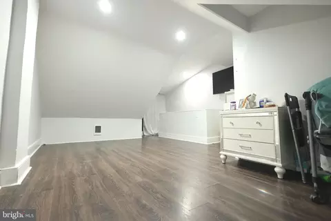1011 Spring St, Reading, PA 19604 photo 23