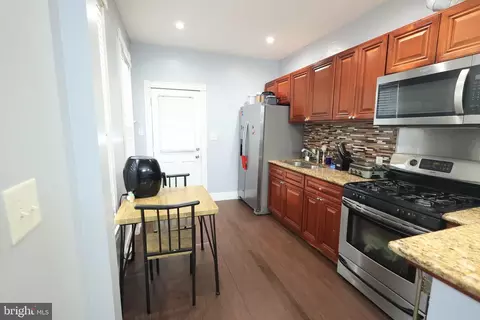 1011 Spring St, Reading, PA 19604 photo 8