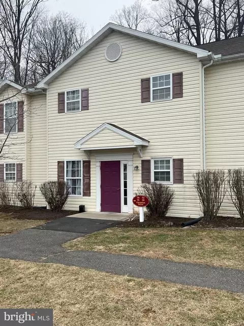 70 Christine Dr, Reading, PA 19606
