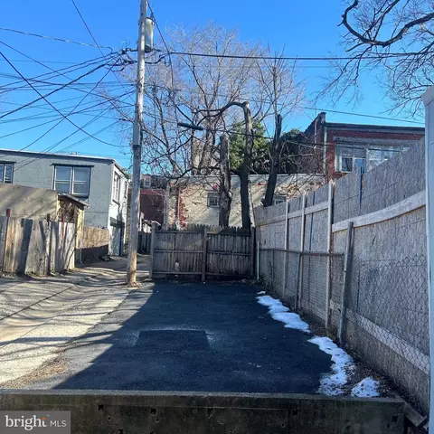 Exterior - 353 Moss St, Reading, PA 19604 photo 2 of 2