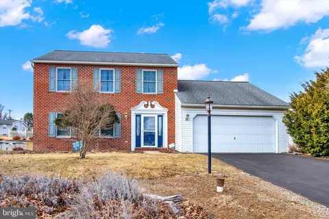 75 Cornerstone Dr, Blandon, PA 19510