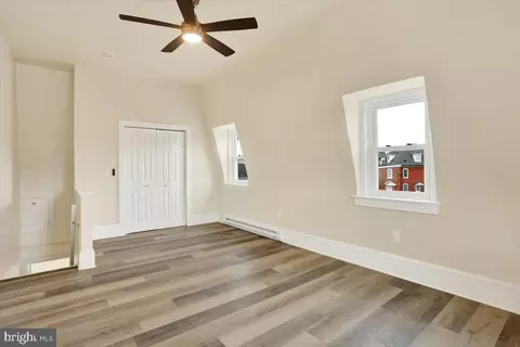16 S Hull St, Reading, PA 19608 photo 25