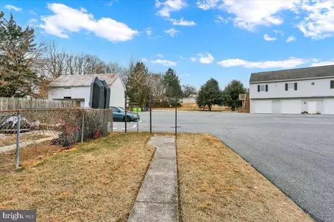 16 S Hull St, Reading, PA 19608 photo 28