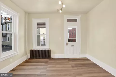 16 S Hull St, Reading, PA 19608 photo 5
