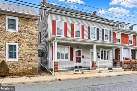 33 Cacoosing Ave, Reading, PA 19608