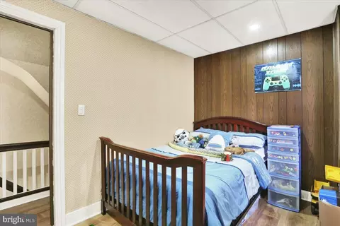 Bedroom - 33 Cacoosing Ave, Reading, PA 19608 photo 3 of 7