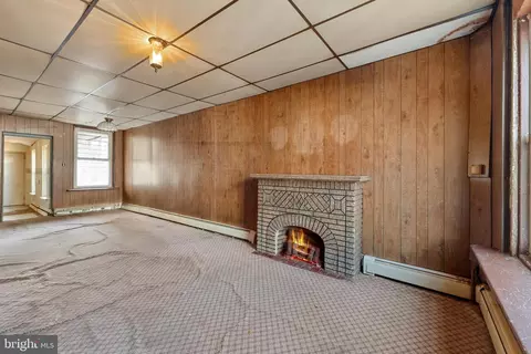 1228 Spring St, Reading, PA 19604 photo 4