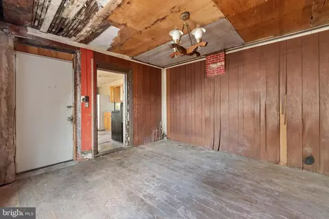 1228 Spring St, Reading, PA 19604 photo 9