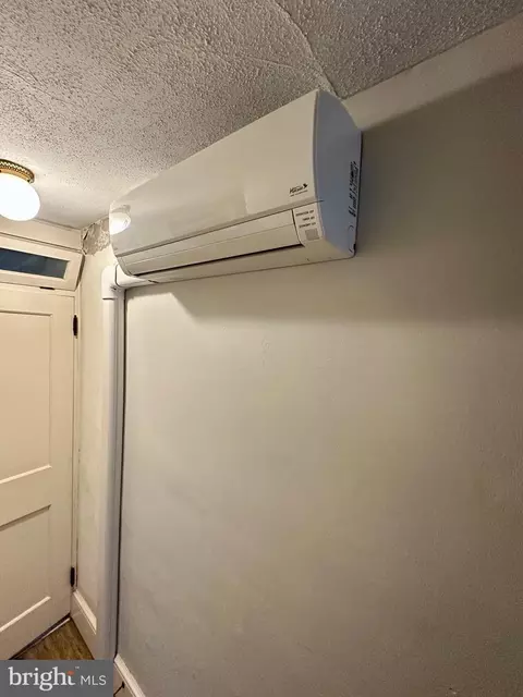 Entry Way - 1117 Fern Ave, Reading, PA 19607 photo 2 of 4