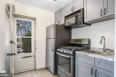 207 Kline St, Reading, PA 19611 photo 4