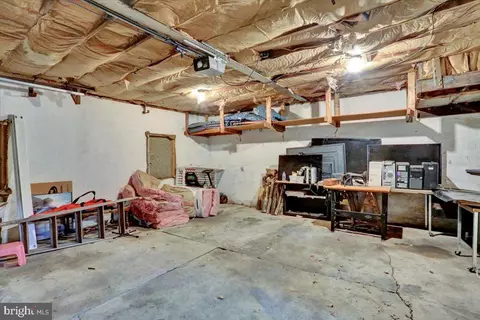 321 Pershing Blvd, Reading, PA 19607 photo 35