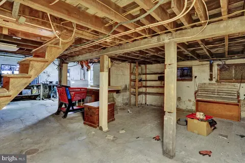 321 Pershing Blvd, Reading, PA 19607 photo 33