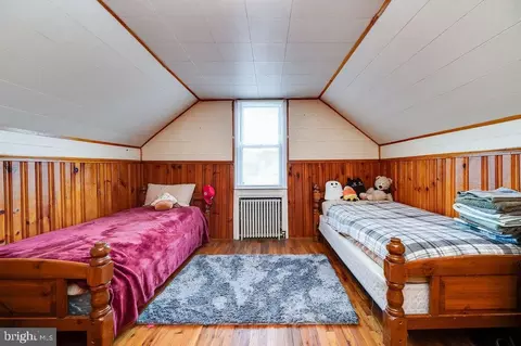 Bedroom - 118 Beverly Ave, Reading, PA 19607 photo 2 of 3