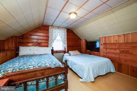 Bedroom - 118 Beverly Ave, Reading, PA 19607 photo 3 of 3
