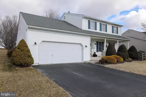 Exterior - 9 Roxberry Dr, Reading, PA 19608 photo 3 of 7