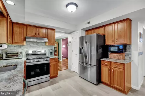 Kitchen - 9 Roxberry Dr, Reading, PA 19608 photo 2 of 2