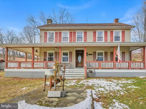 226 Lesher Mill Rd, Mohrsville, PA 19541