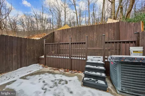 Exterior - 1024 Fox Run, Reading, PA 19606 photo 1 of 3