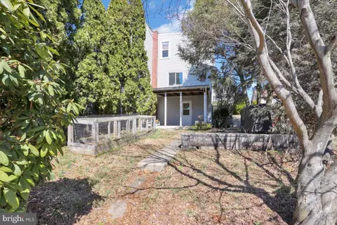 Exterior - 50 E Summit St, Mohnton, PA 19540 photo 5 of 6
