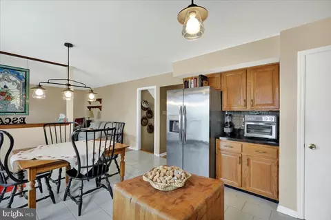 1839 Shellbark Dr, Reading, PA 19608 photo 11