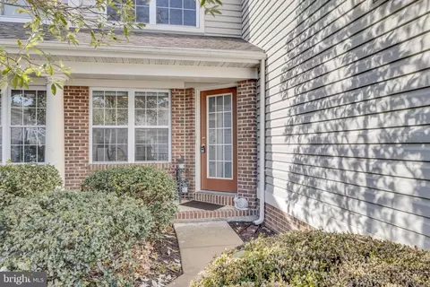 525 Oak Hill Ln, Reading, PA 19610
