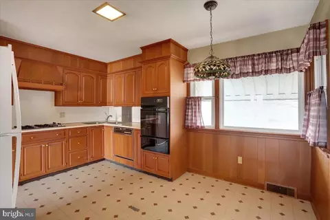 514 Harding Ave, Reading, PA 19607 photo 10