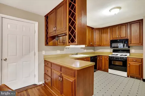 60 Octagon Ave, Reading, PA 19608 photo 9
